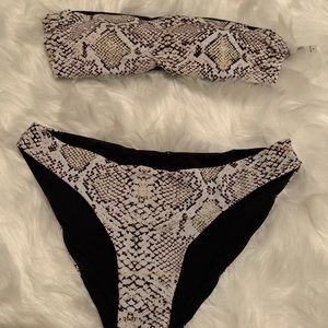 Snake skin strapless bikini set